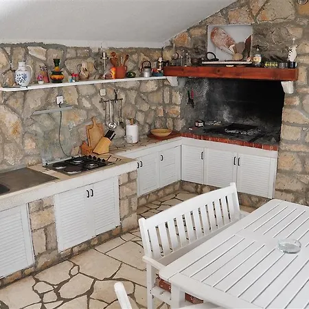 Leko Villa